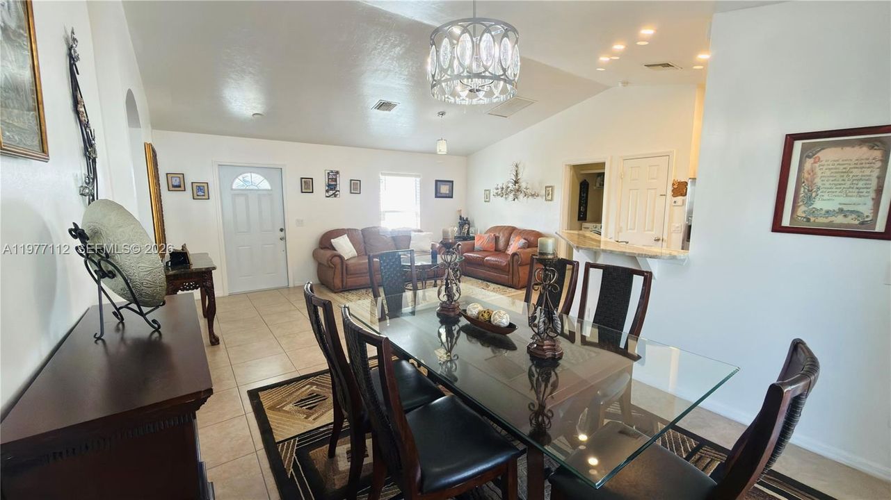 En Venta: $269,900 (3 camas, 2 baños, 0 Pies cuadrados)