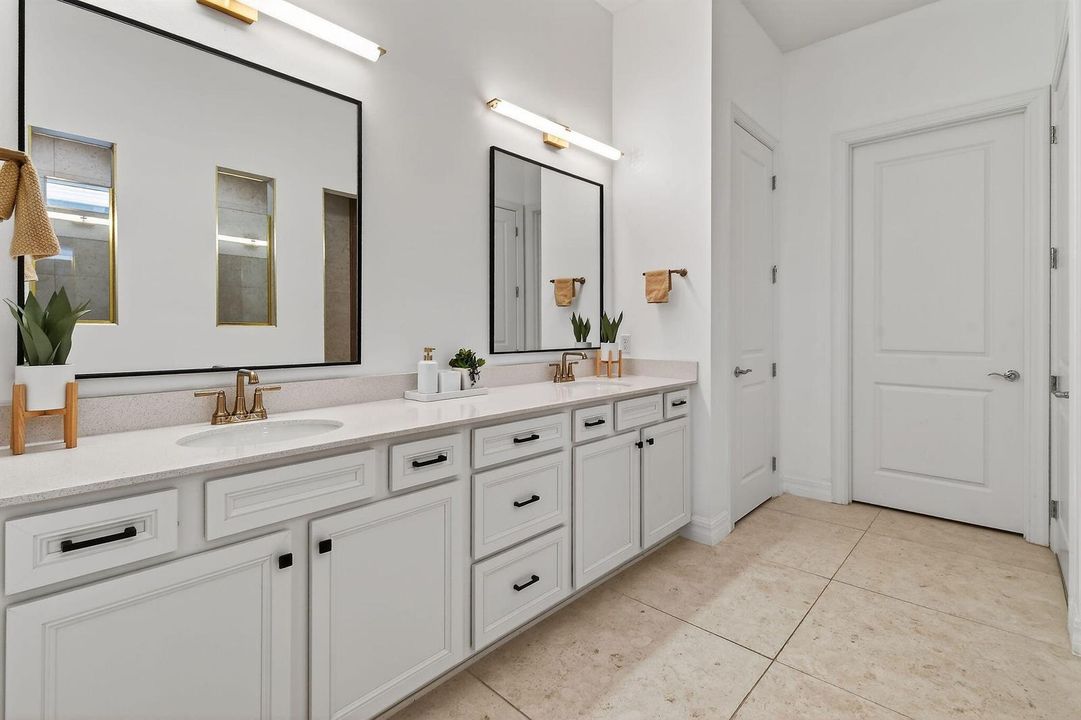 10803StellarCir(41)