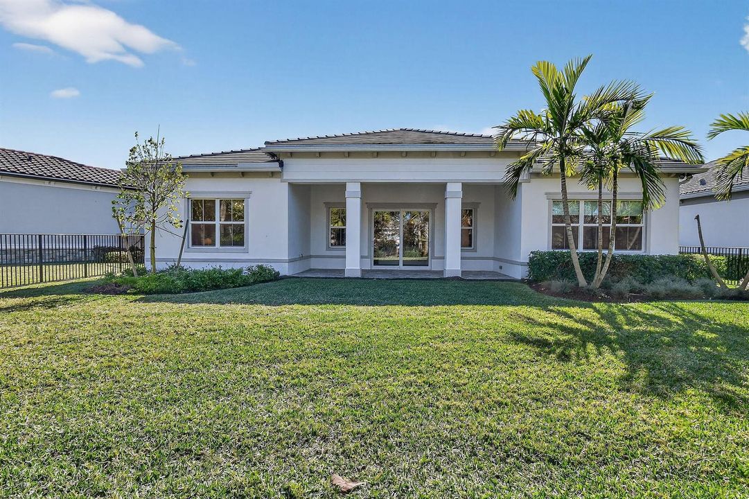 10803StellarCir(68)
