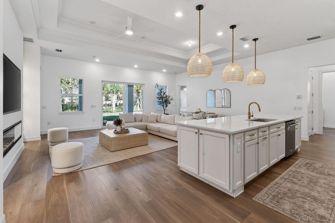 10803StellarCir(12)