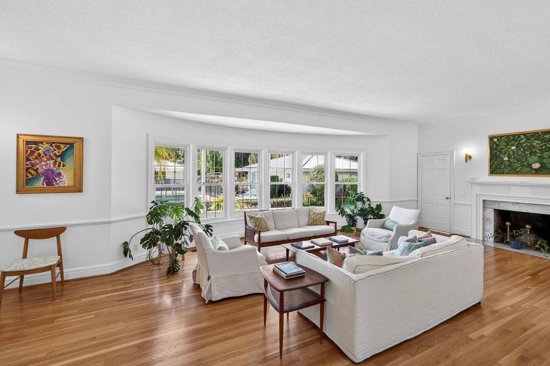 4945 16th Street-11