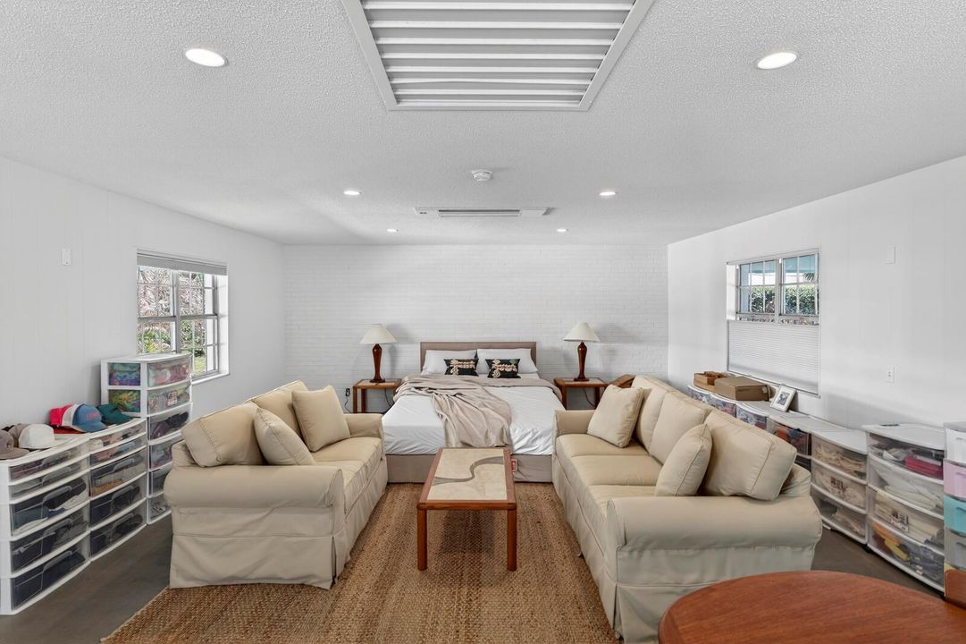 4945 16th Street-59