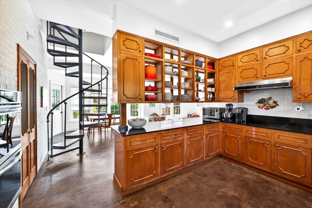 4945 16th Street-23
