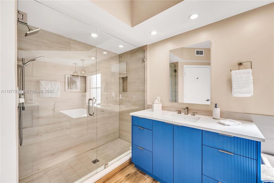 На продажу: $1,425,000 (3 спален, 2 ванн, 2056 Квадратных фут)