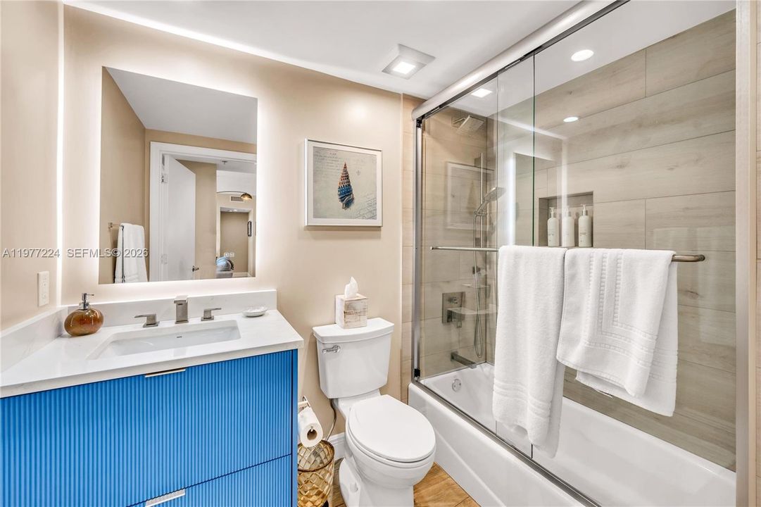 На продажу: $1,425,000 (3 спален, 2 ванн, 2056 Квадратных фут)