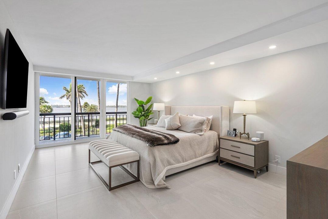 Primary Bedroom & Intracoastal