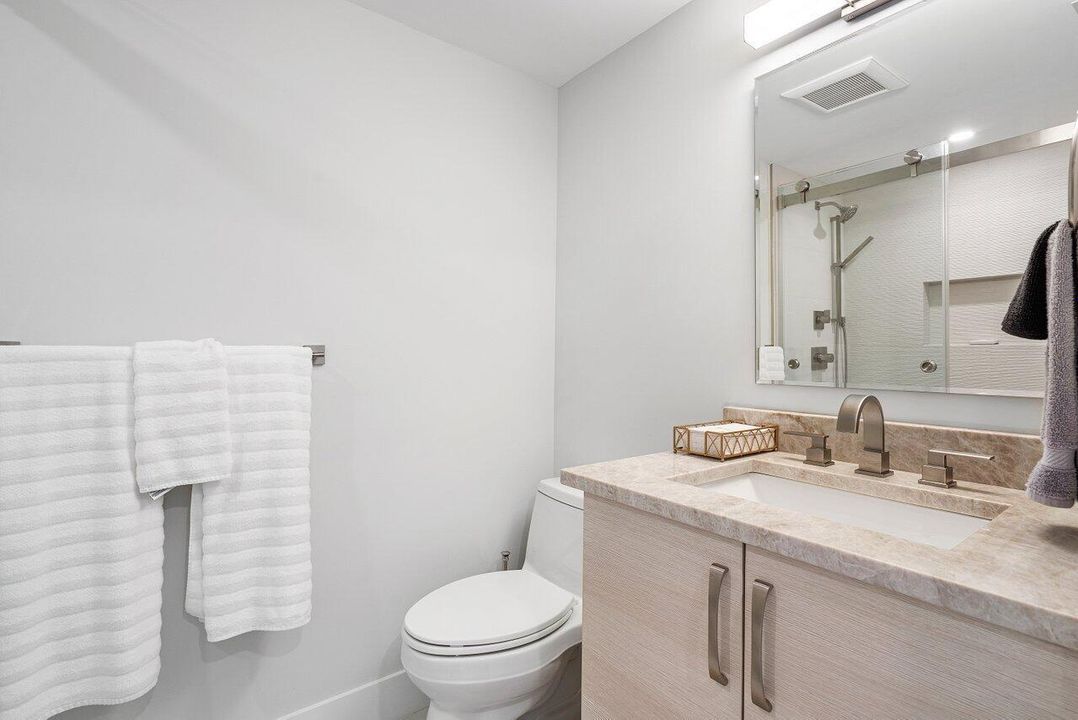 Full Guest Bath