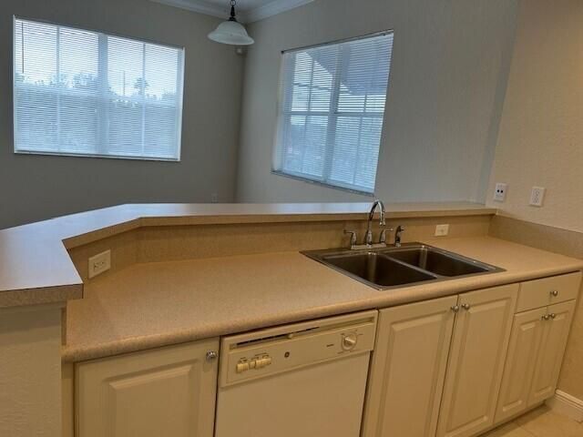 Kitchen-Dining