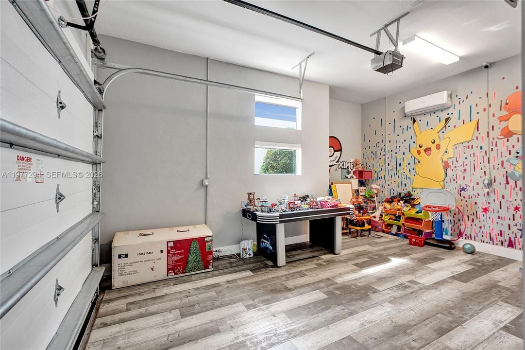 En Venta: $2,680,000 (5 camas, 5 baños, 3841 Pies cuadrados)