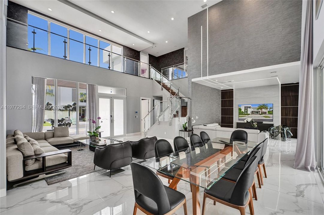 En Venta: $2,680,000 (5 camas, 5 baños, 3841 Pies cuadrados)
