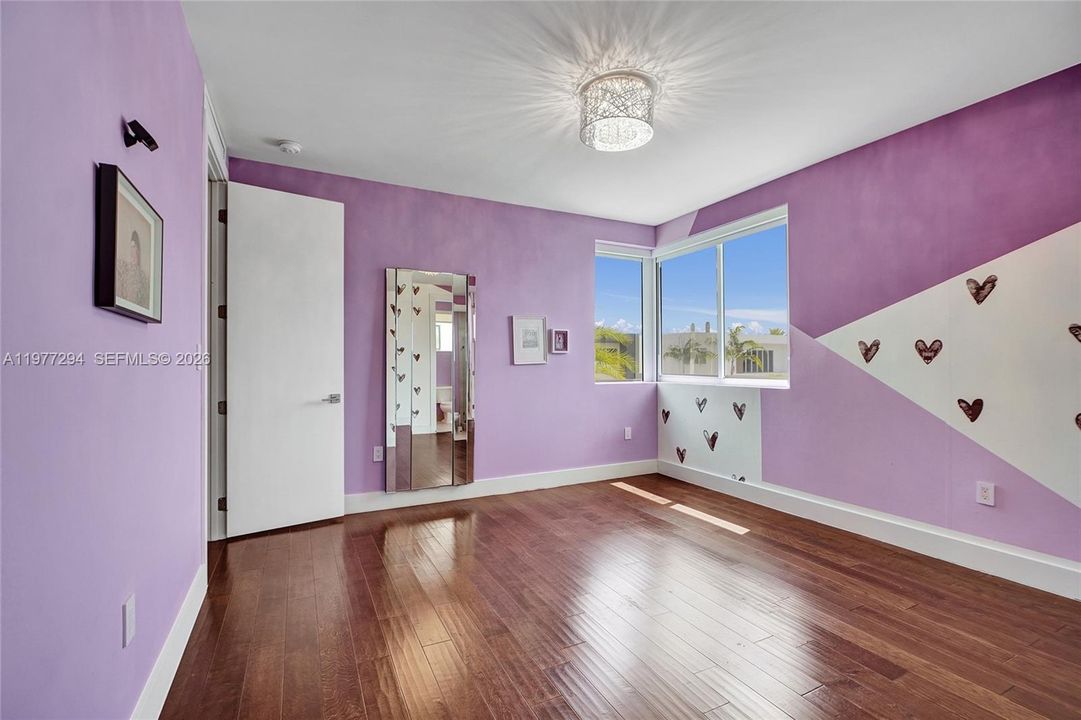 En Venta: $2,680,000 (5 camas, 5 baños, 3841 Pies cuadrados)