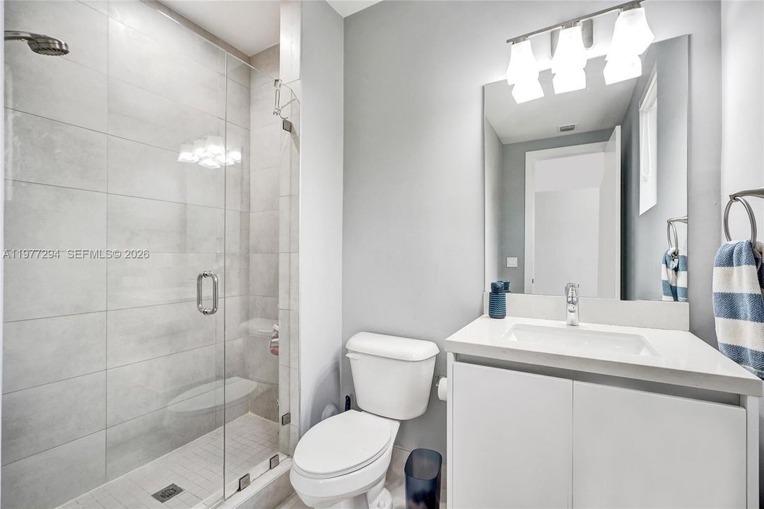 En Venta: $2,680,000 (5 camas, 5 baños, 3841 Pies cuadrados)