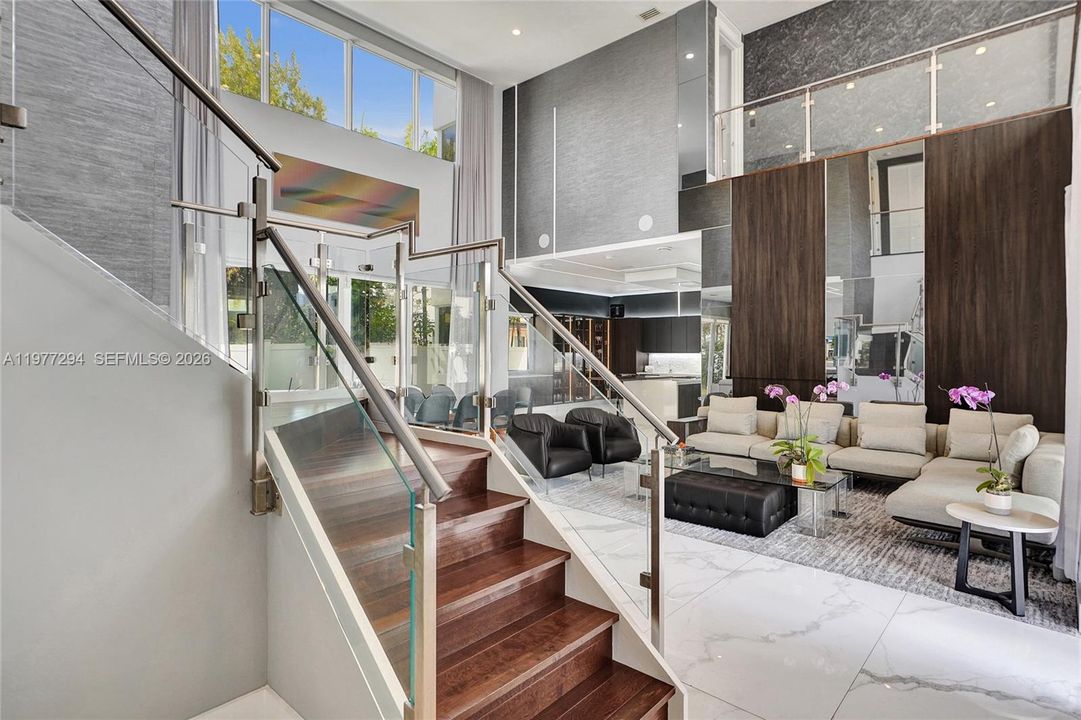 En Venta: $2,680,000 (5 camas, 5 baños, 3841 Pies cuadrados)