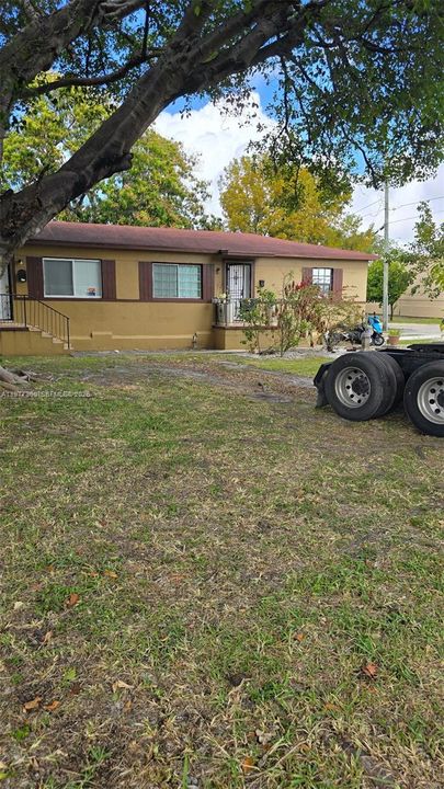 En Venta: $560,000 (0 camas, 0 baños, 1584 Pies cuadrados)