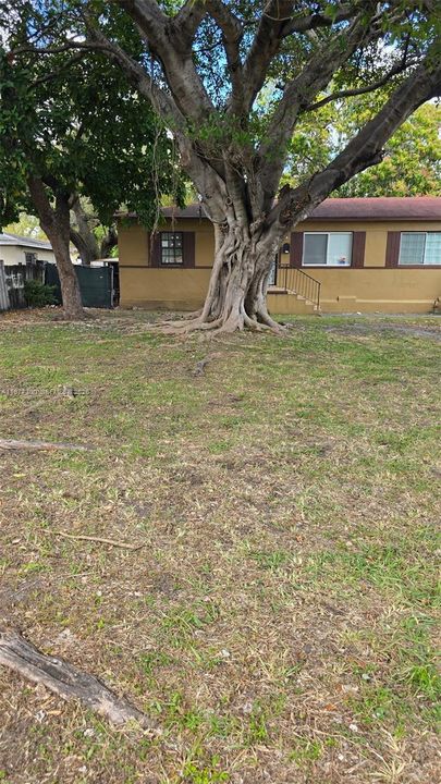 En Venta: $560,000 (0 camas, 0 baños, 1584 Pies cuadrados)