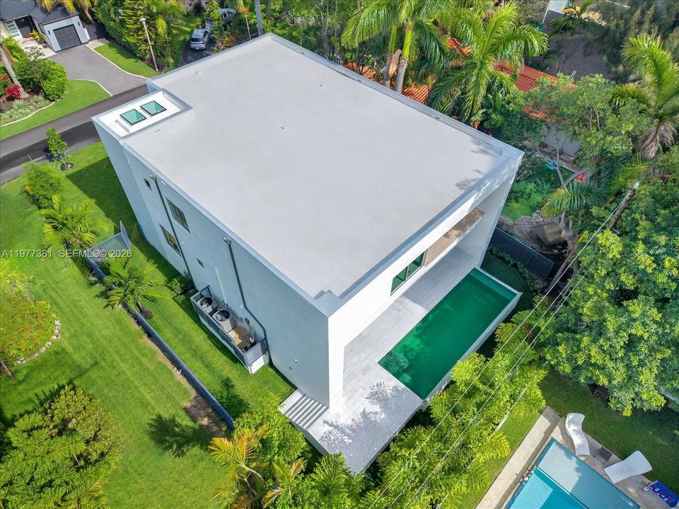 For Sale: $5,700,000 (5 beds, 5 baths, 4410 Square Feet)