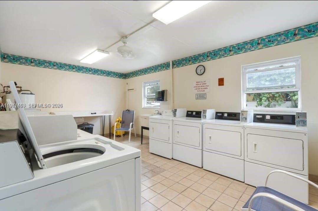 En Venta: $419,000 (2 camas, 2 baños, 1000 Pies cuadrados)