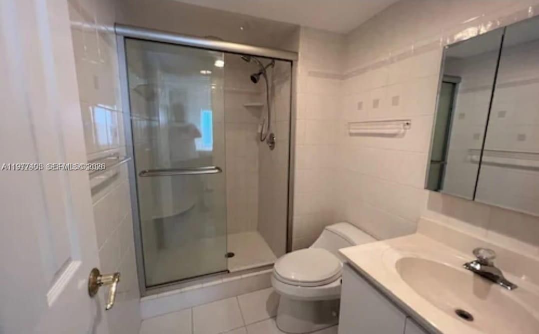 En Venta: $419,000 (2 camas, 2 baños, 1000 Pies cuadrados)