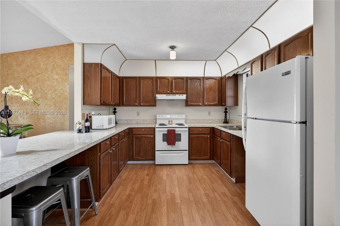 En Venta: $295,000 (3 camas, 2 baños, 1160 Pies cuadrados)