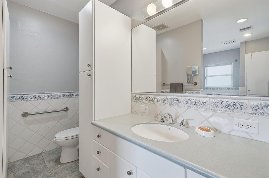 Primary bath