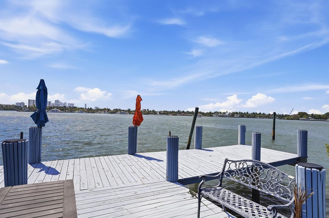 Dock