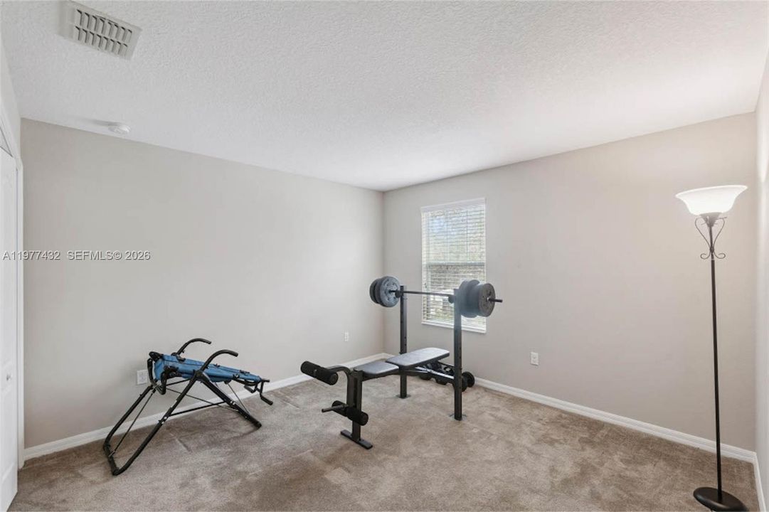 Recently Sold: $549,000 (5 beds, 3 baths, 3206 Square Feet)