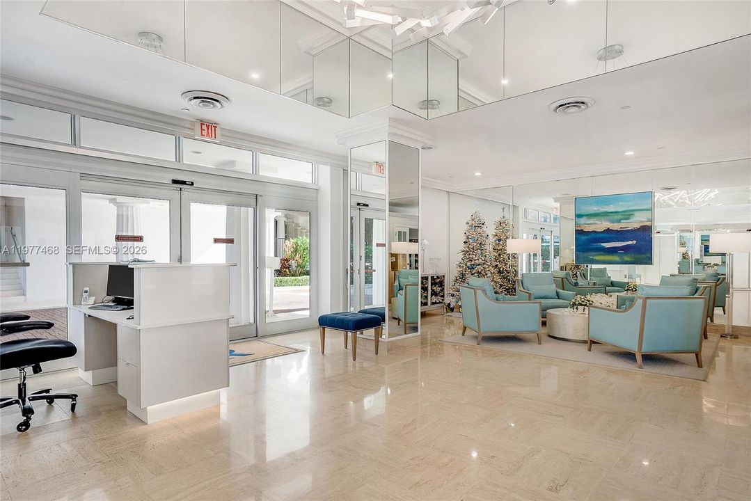 For Sale: $975,000 (2 beds, 2 baths, 1363 Square Feet)