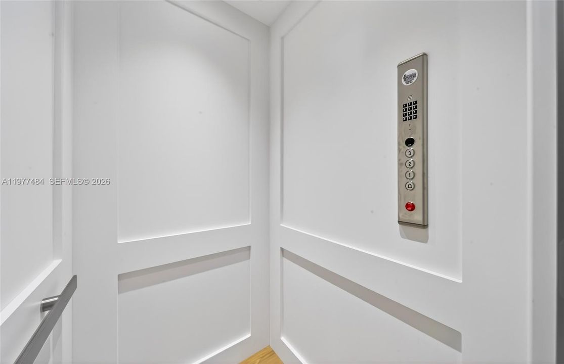 For Rent: $28,000 (6 beds, 6 baths, 4108 Square Feet)
