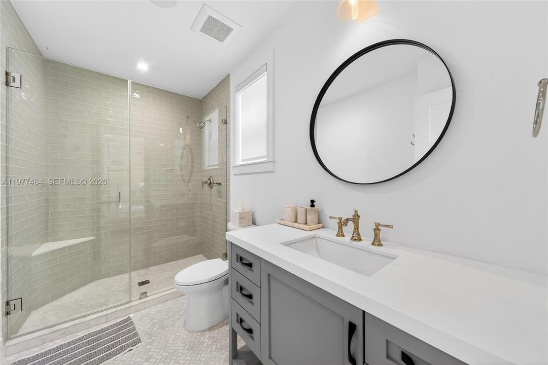 For Rent: $28,000 (6 beds, 6 baths, 4108 Square Feet)