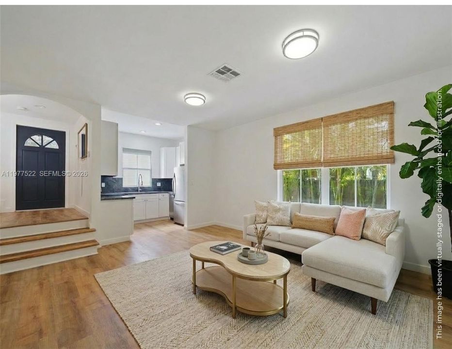 For Sale: $775,000 (2 beds, 1 baths, 840 Square Feet)