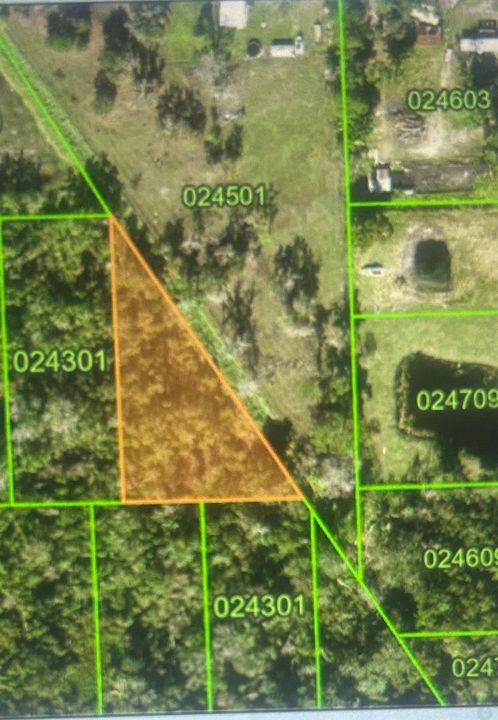 На продажу: $20,000 (0.81 acres)