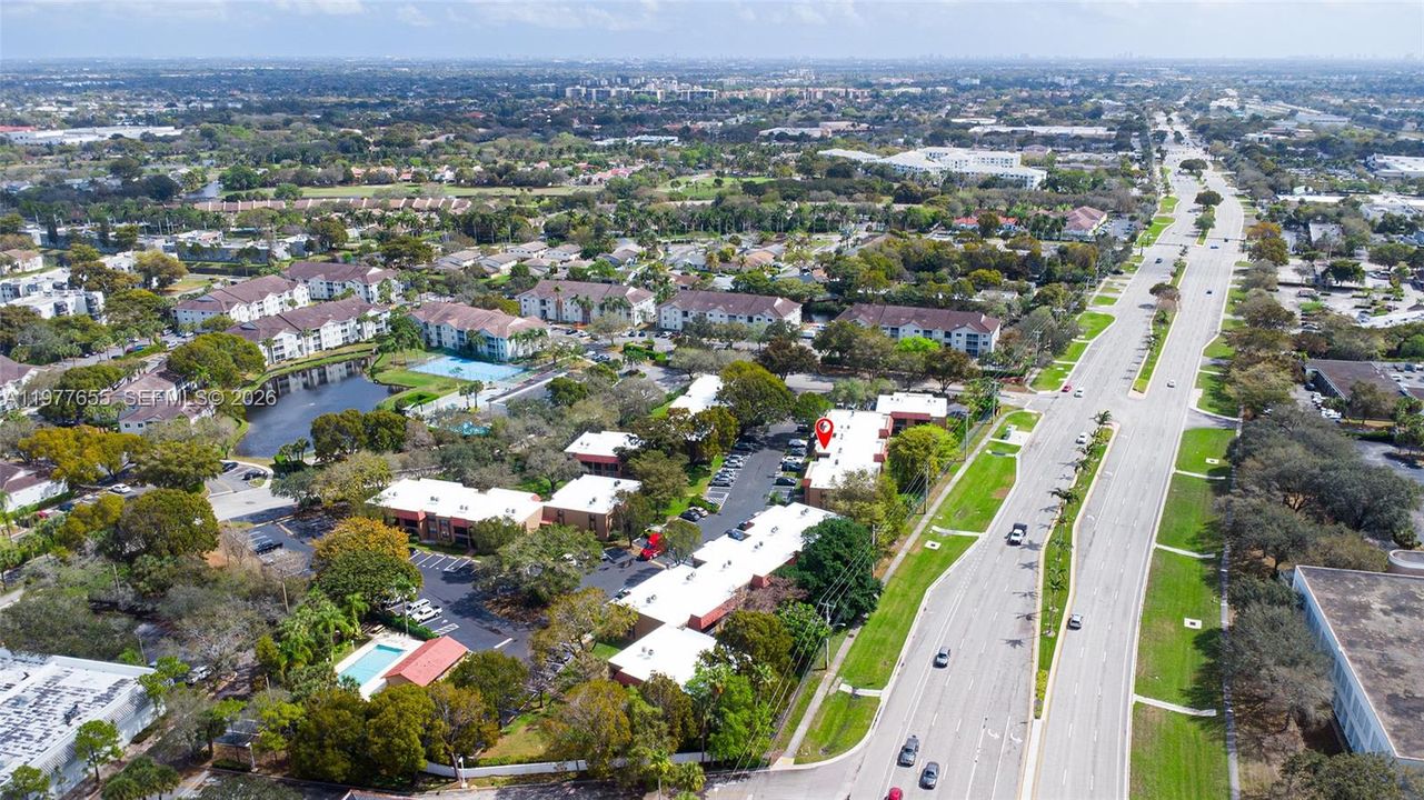 Activo con contrato: $1,850 (1 camas, 1 baños, 915 Pies cuadrados)