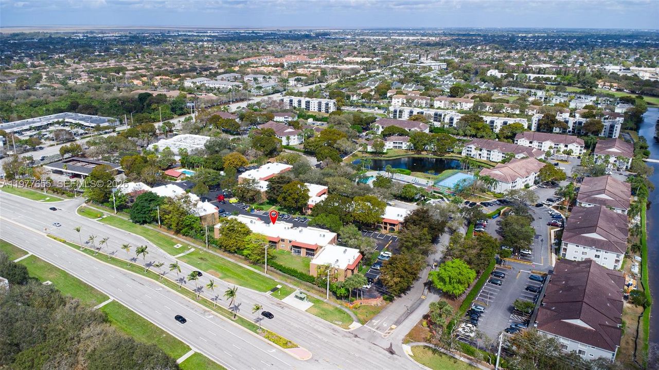 Activo con contrato: $1,850 (1 camas, 1 baños, 915 Pies cuadrados)