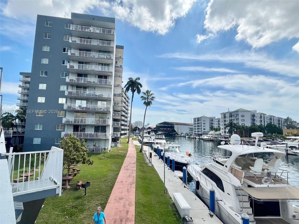 En Venta: $215,000 (1 camas, 1 baños, 604 Pies cuadrados)