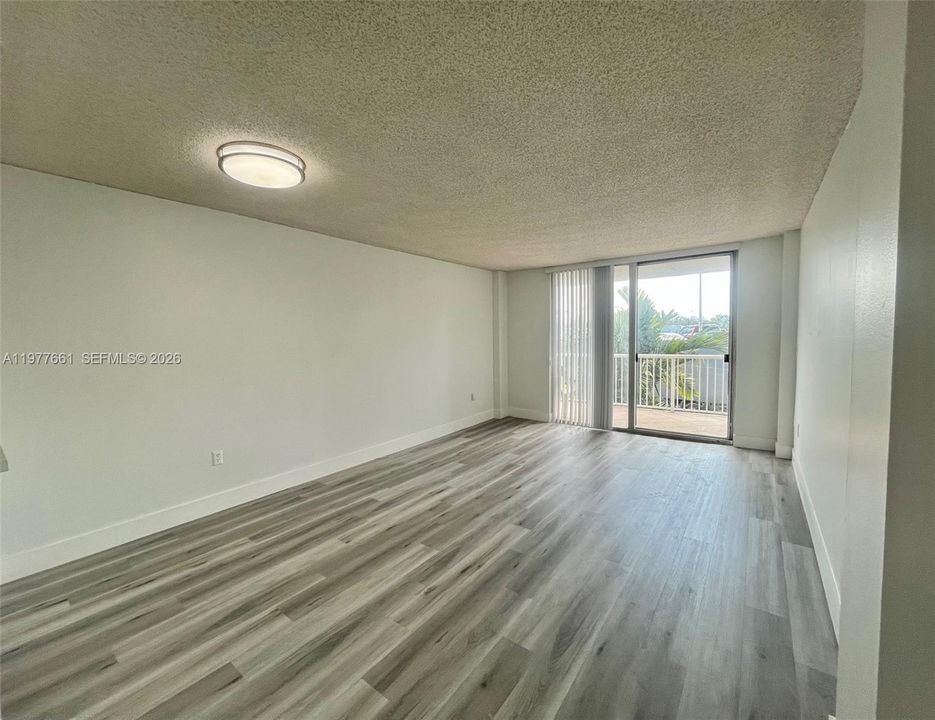 En Venta: $215,000 (1 camas, 1 baños, 604 Pies cuadrados)
