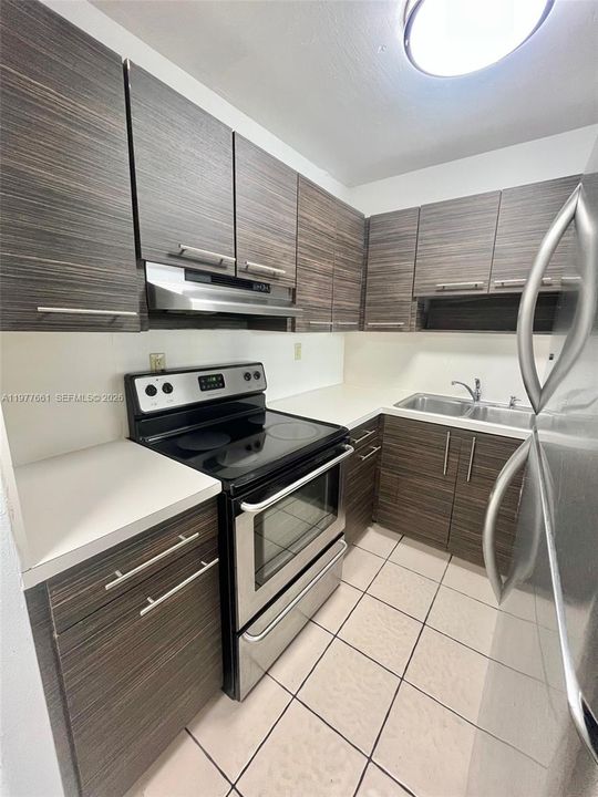 En Venta: $215,000 (1 camas, 1 baños, 604 Pies cuadrados)