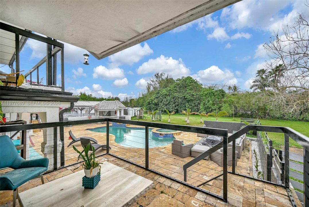 For Sale: $2,625,000 (5 beds, 5 baths, 4598 Square Feet)
