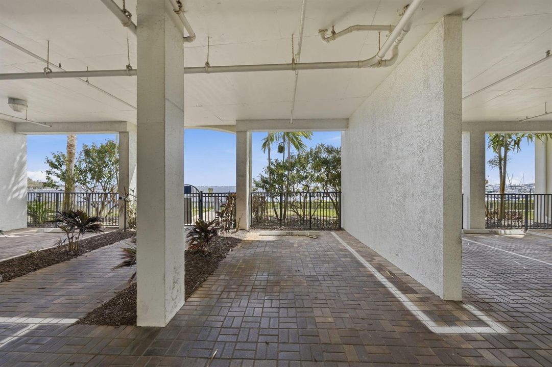 2-web-or-mls-975-nw-flagler-ave
