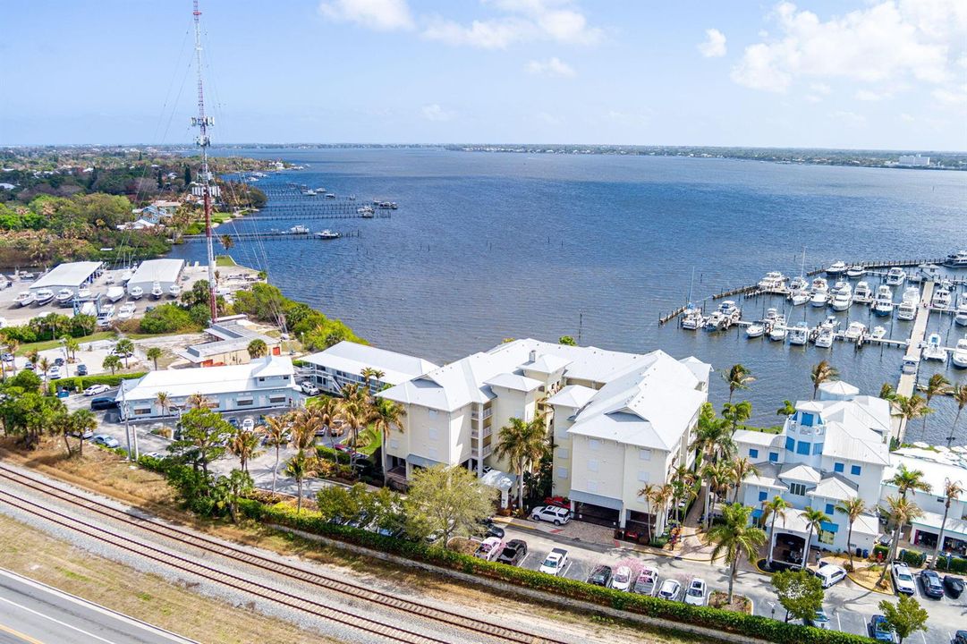 50-web-or-mls-975-nw-flagler-ave
