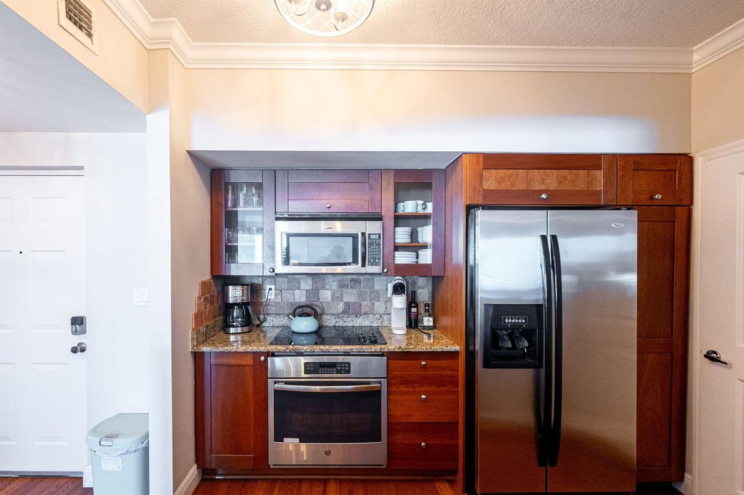 22-web-or-mls-975-nw-flagler-ave