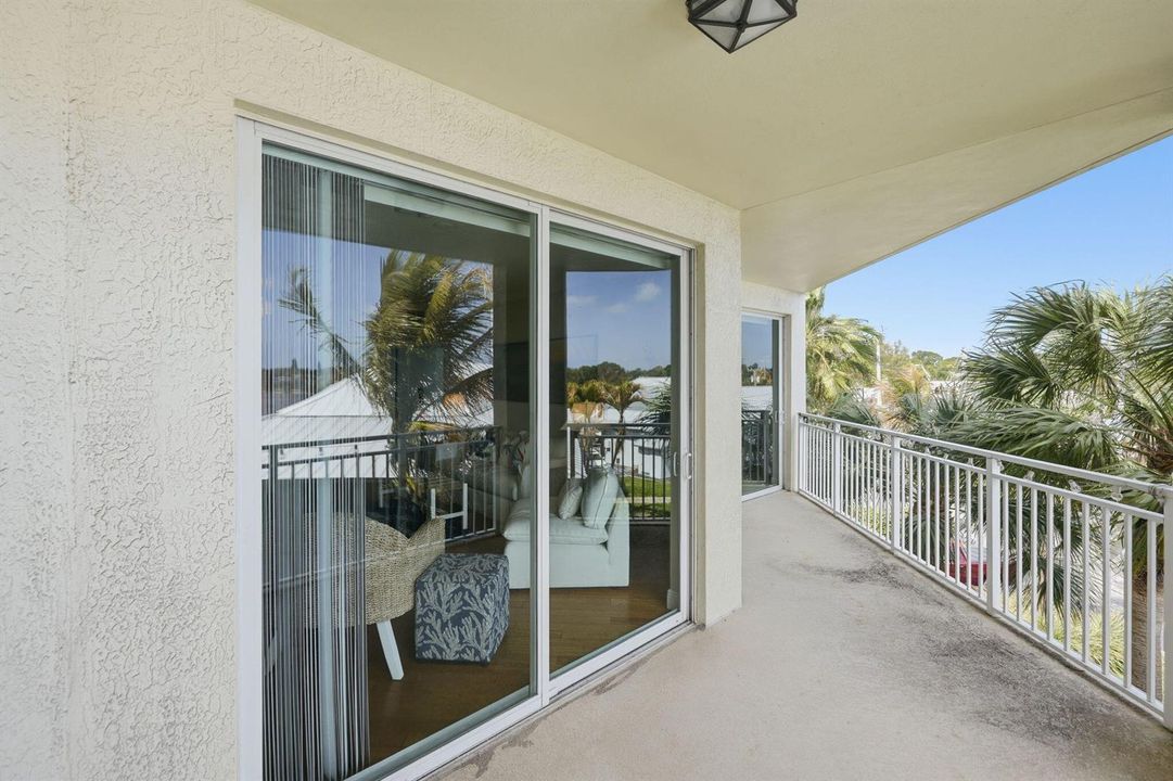 14-web-or-mls-975-nw-flagler-ave