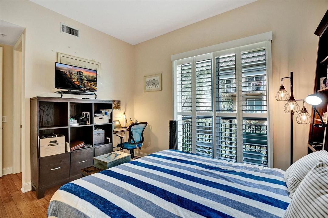 Second bedroom