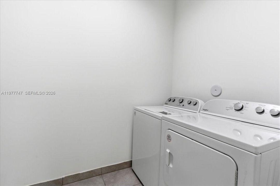 For Sale: $1,150,000 (4 beds, 2 baths, 2158 Square Feet)