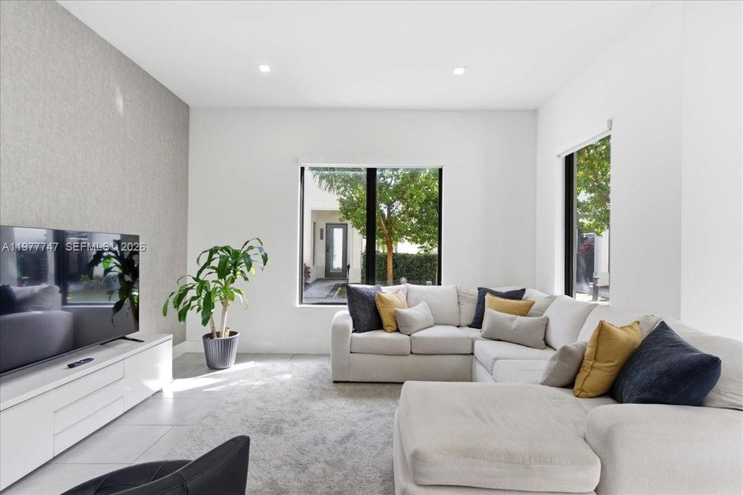 For Sale: $1,150,000 (4 beds, 2 baths, 2158 Square Feet)
