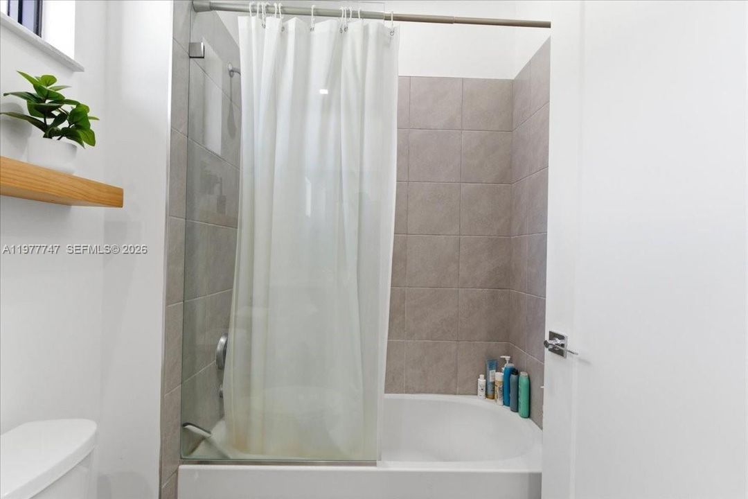 For Sale: $1,150,000 (4 beds, 2 baths, 2158 Square Feet)