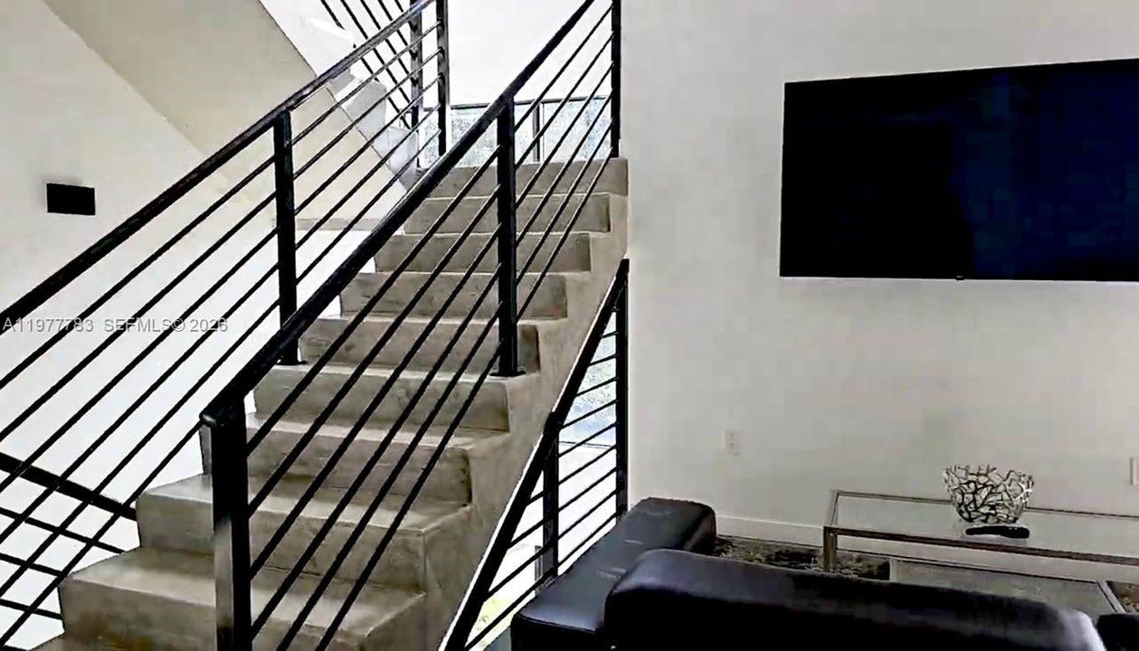 На продажу: $4,487,617 (0 спален, 0 ванн, 9276 Квадратных фут)