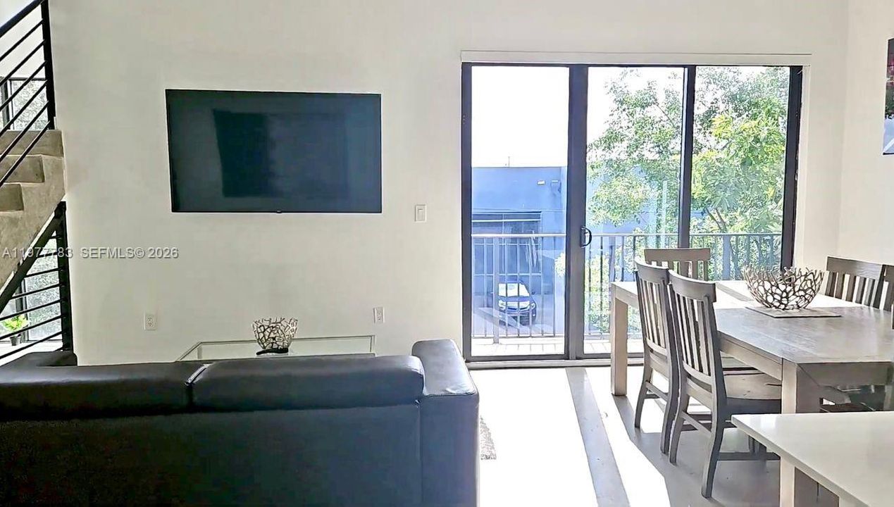 На продажу: $4,487,617 (0 спален, 0 ванн, 9276 Квадратных фут)