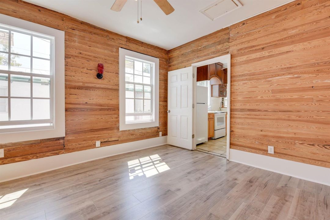 Downstairs Bedroom 1
