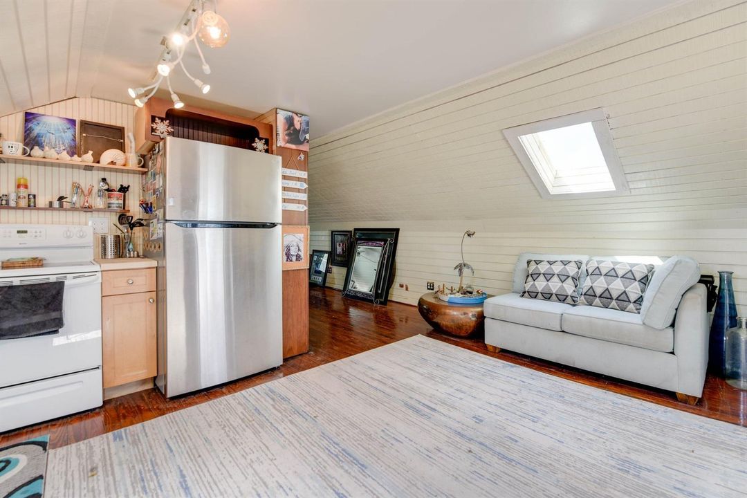 Upstairs Unit