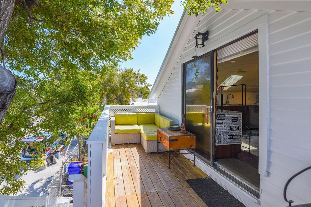 Upstairs Deck entrance